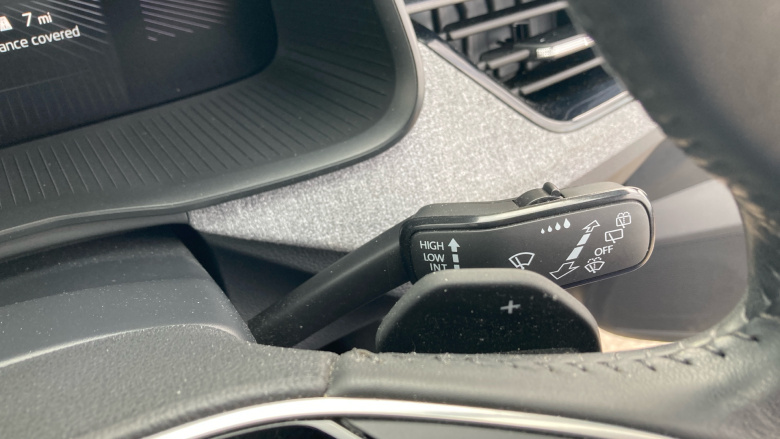 Skoda Kamiq 1.0 TSI SE 5dr DSG Petrol Hatchback